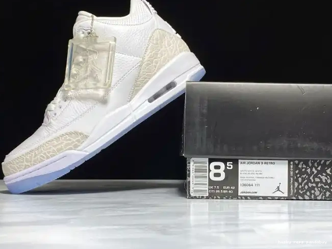 Rep Husky Jordan Air White Triple 3 Retro 136064-111 0509